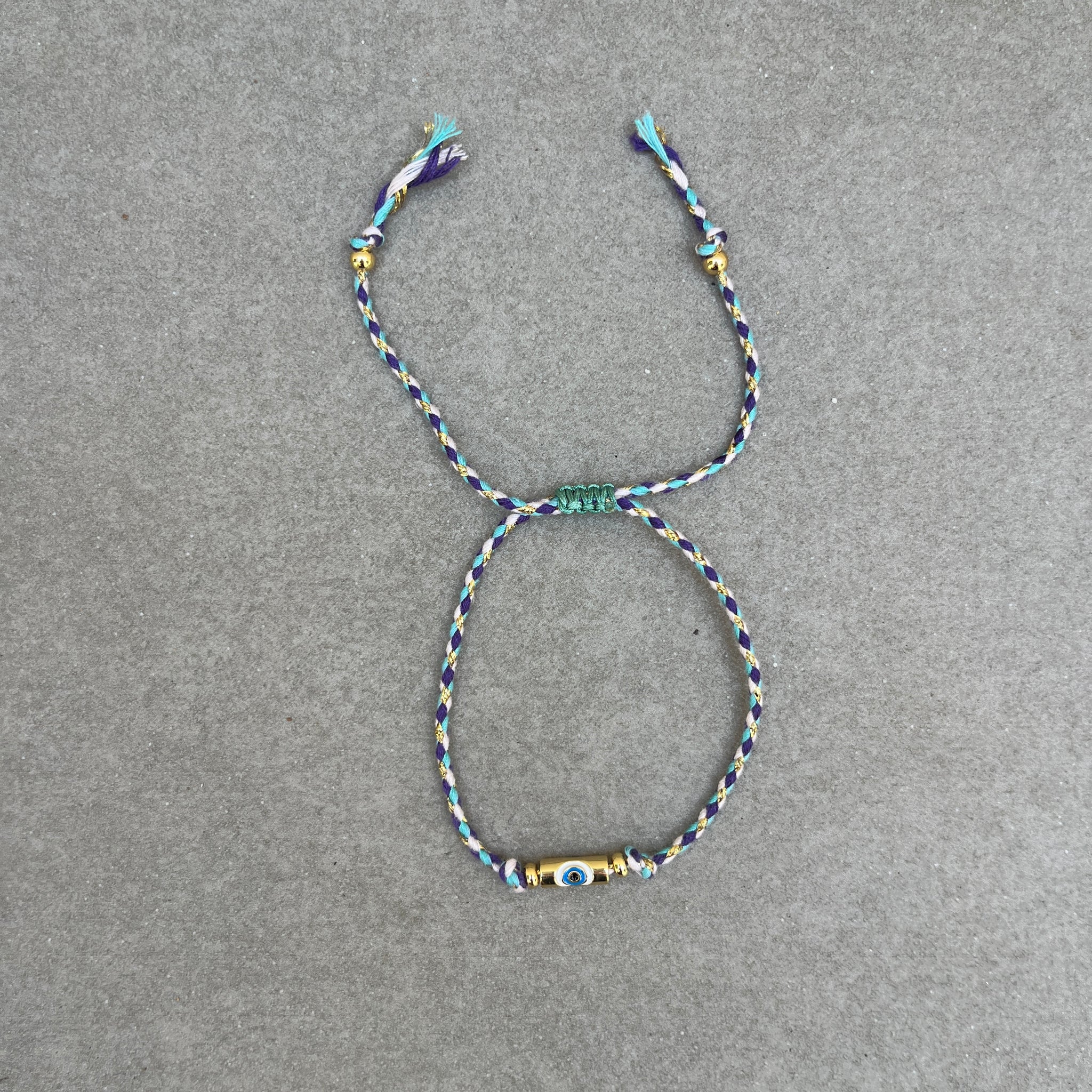 Blue String Eye